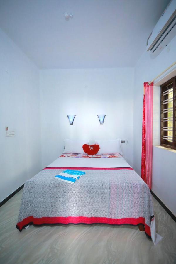 Marari Stella Vich Villa Homestay Turavūr Exterior foto